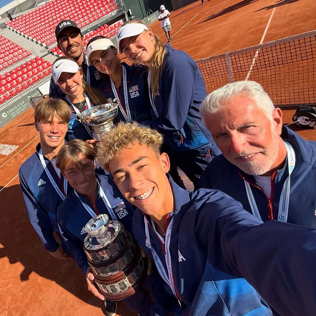 稳稳的，很安心🙌美国队在青少年比利·简·金杯 和青少年戴维斯杯 皆实现卫冕💪