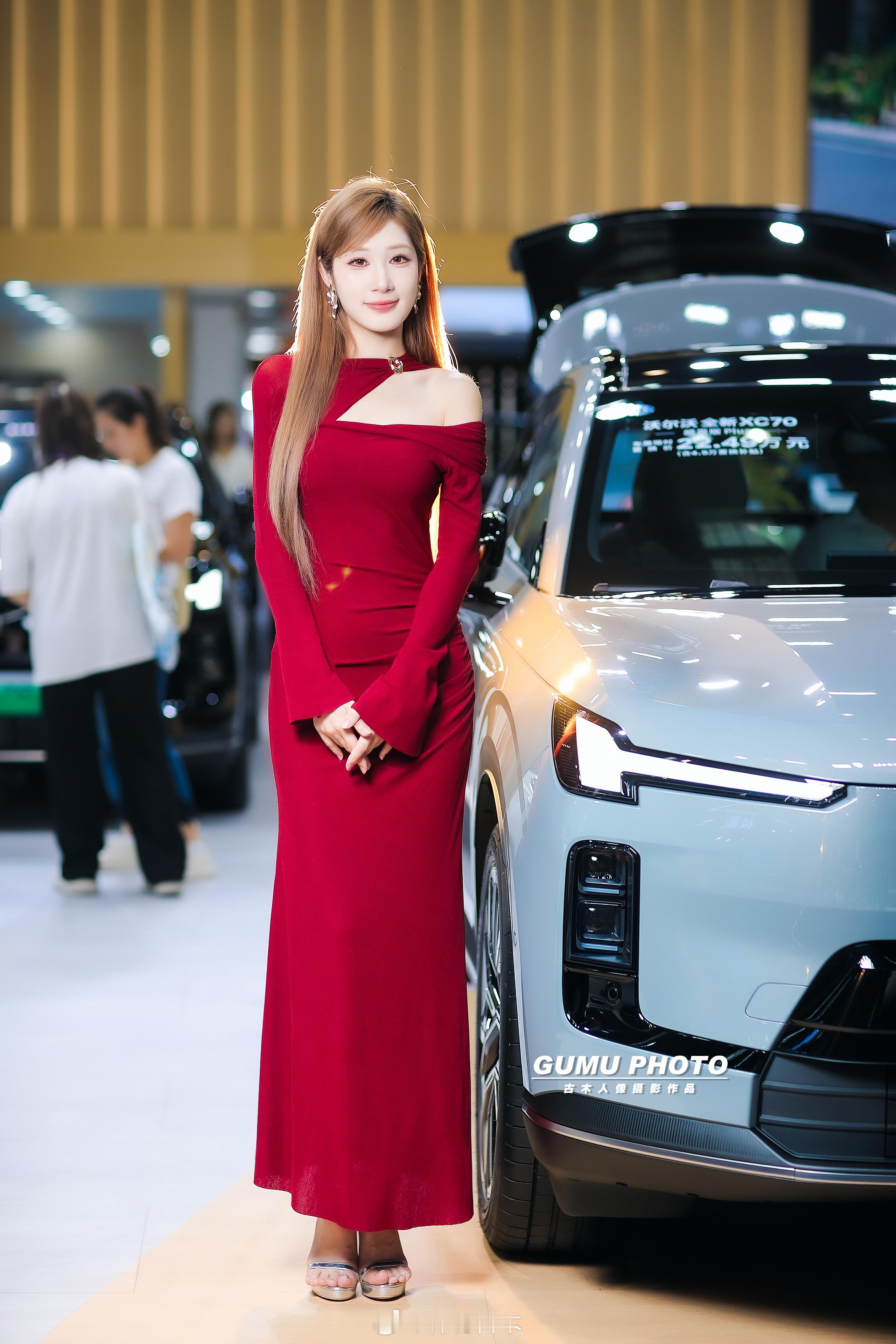 2026重庆车展沃尔沃展台模特 2026重庆国际车展重庆国际车展 