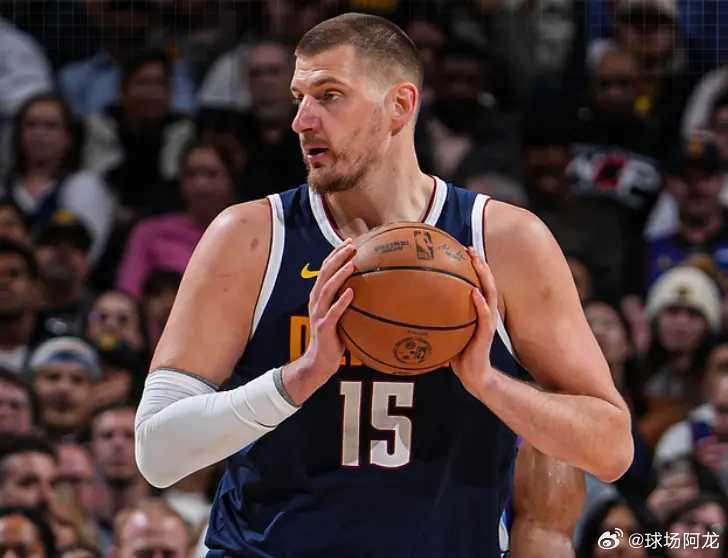 北京时间3月28日，NBA常规赛掘金主场对阵爵士，掘金在领先12分情况下，逐步被