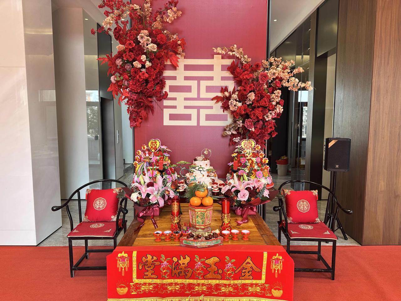 古礼传家远，婚俗韵味长。
细品莆田婚俗风雅，体验传统婚俗之韵。
红团映喜、百子添