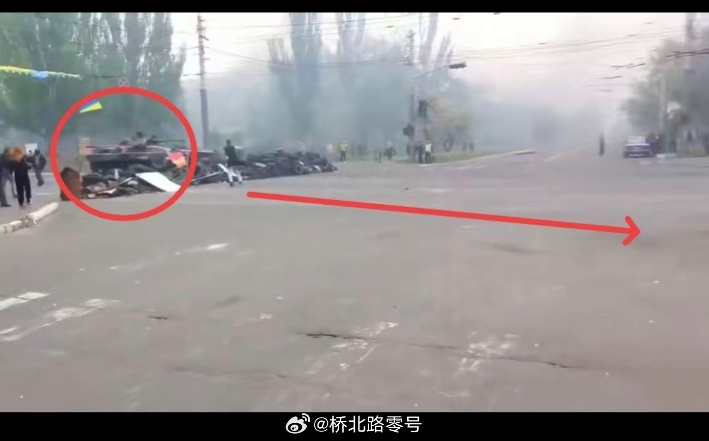 2014年马里乌波尔，约260人乌军被包围。乌克兰新任总司令德拉帕特就是他开着一