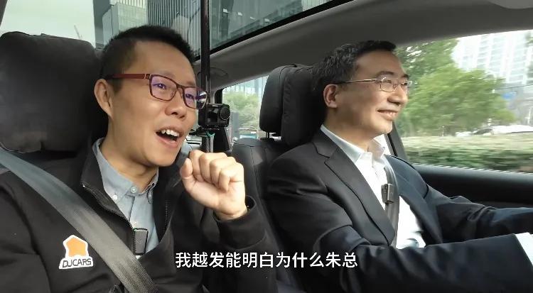 零跑C10自动驾驶水平这么高？YYP也被震惊到了，关键是交付即落地！
 
最近看