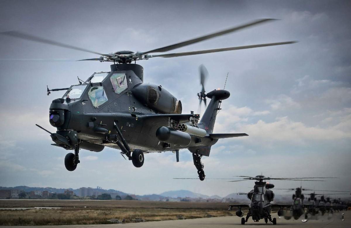 澳舰春节闯台海，解放军全程直播不喊话，这回真不一样了。
2026年2月20日，大