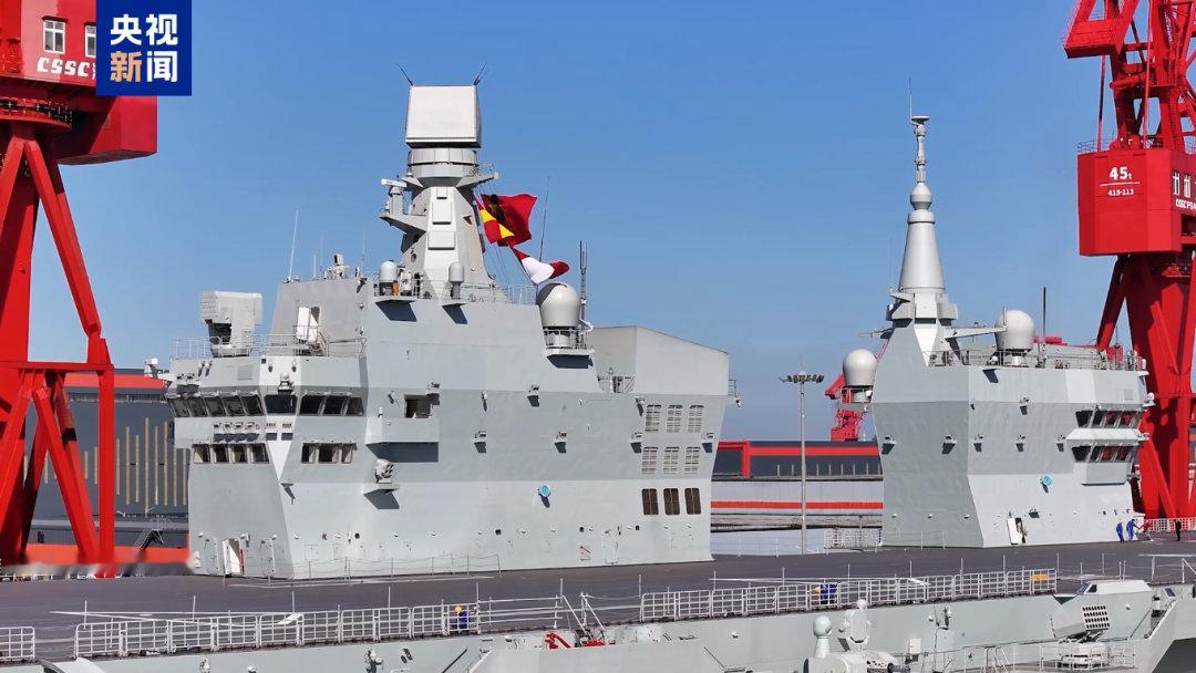四川舰首次航行试验