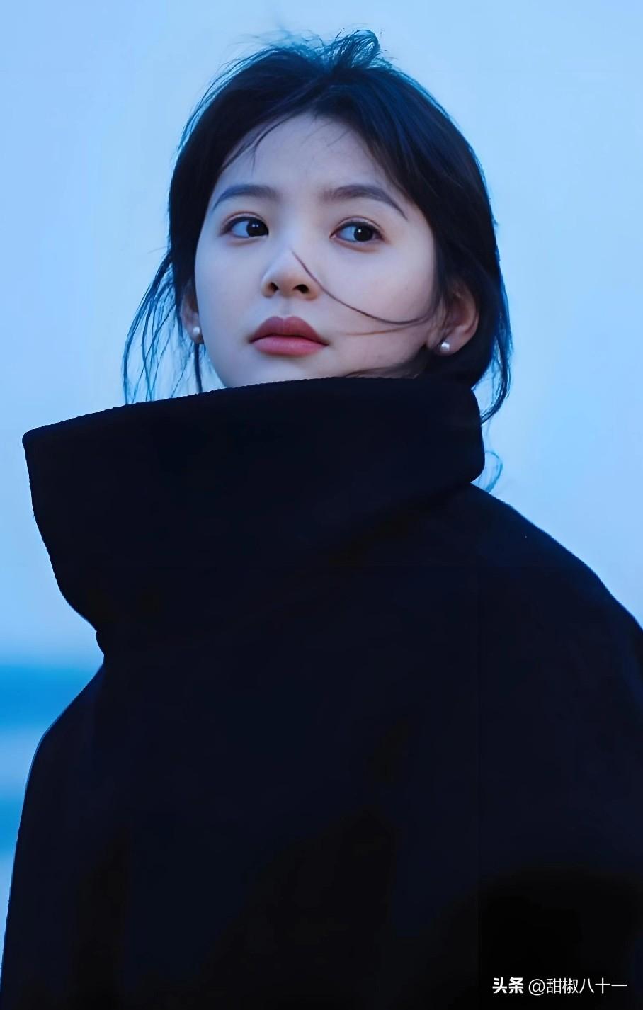 这才是爽文女主该有的样子，

本以为《冬去春来》没啥人物原型，

直到看了章若楠