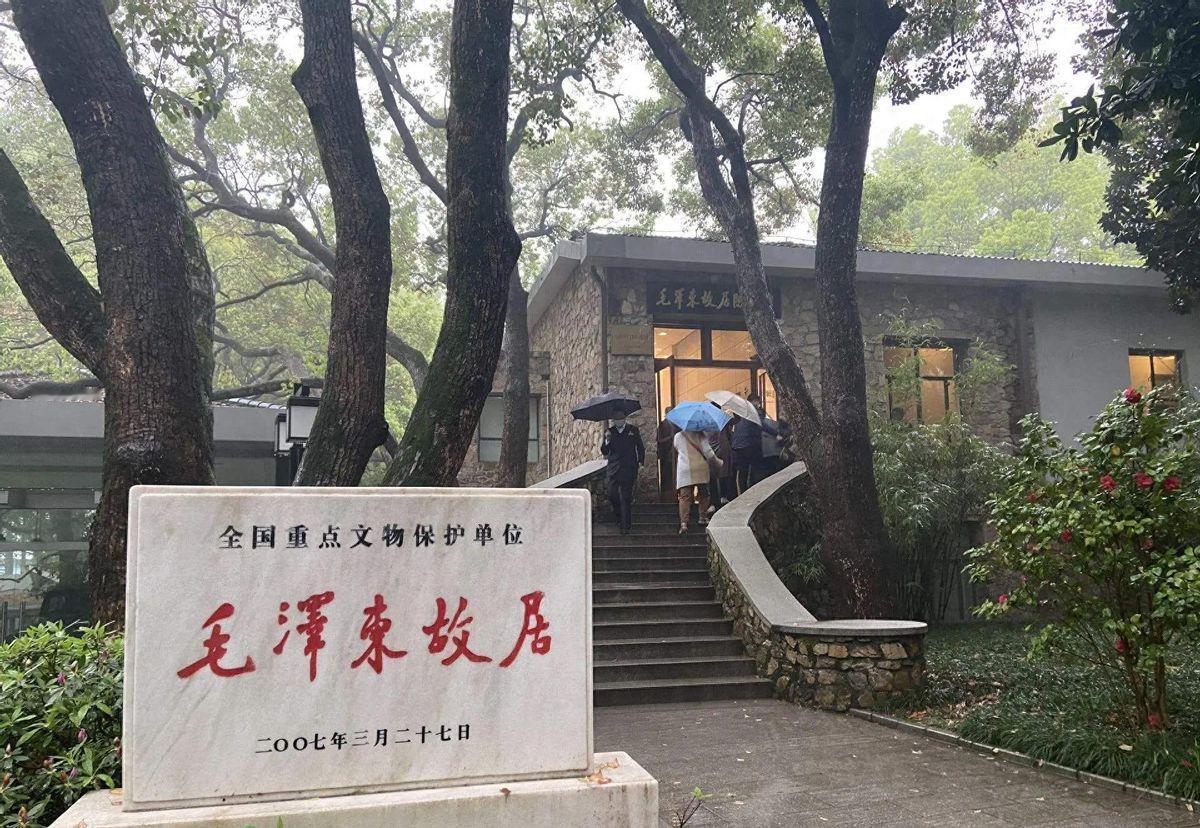 1973年宋希濂去韶山为何不进毛主席旧居？杜聿明的一句话提醒他别忘了陈毅的话
1