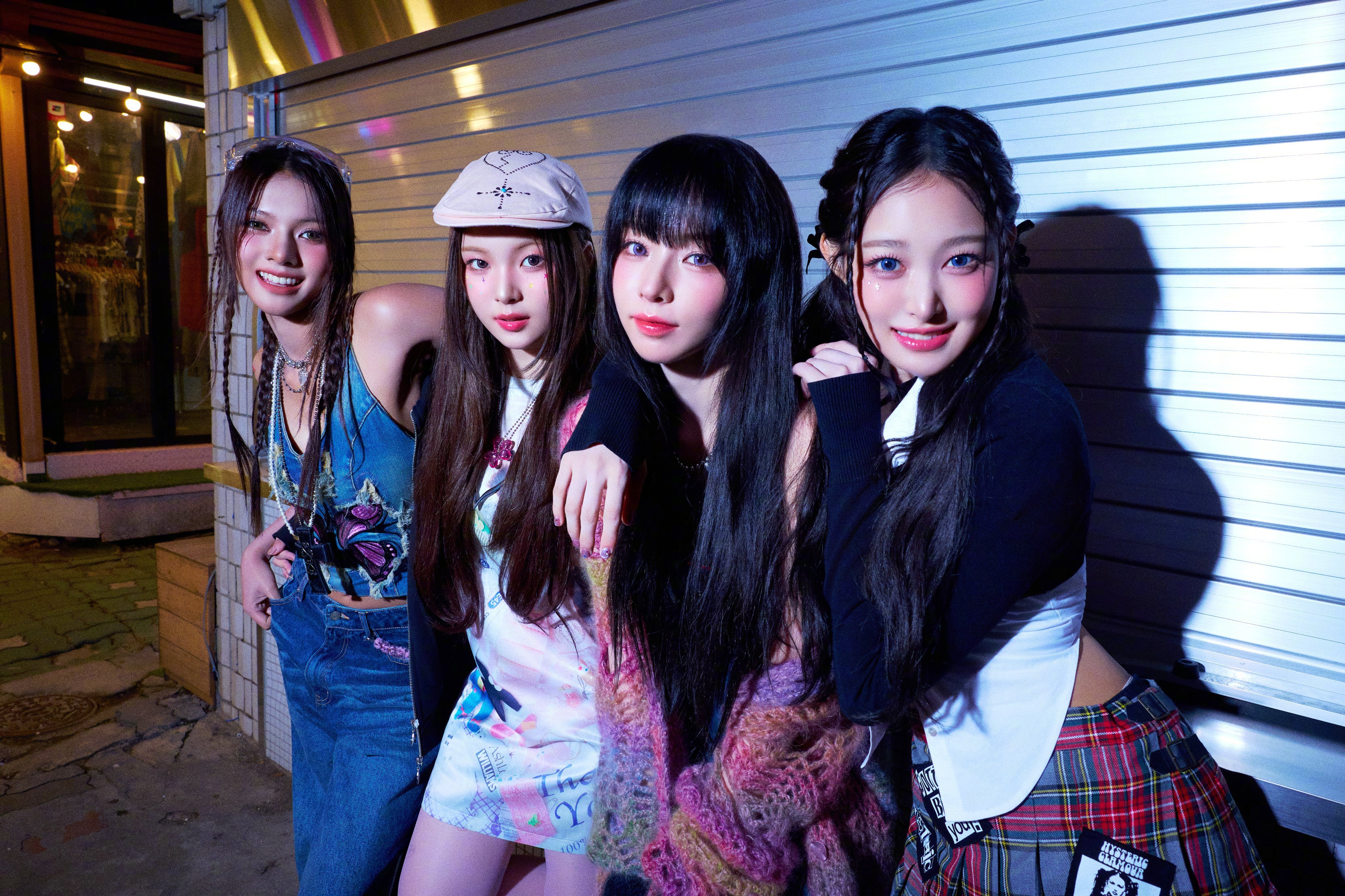 【Twi】SAYMYNAME 3RD EP ALBUM [&Our Vibe]?