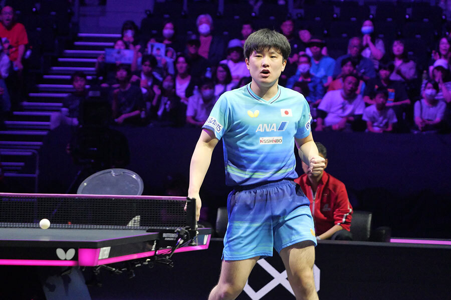 张本智和wtt横滨冠军赛2026 20260807张本智和晋级八强，朝卫冕再进一