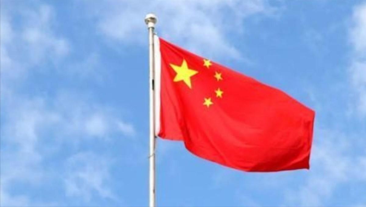 贝森特白高兴了一场！正当西方媒体把我们对李成钢副部长的职务调整解读为李成钢已经不