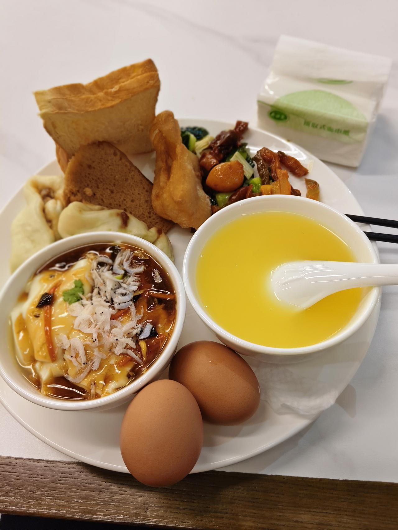 情人一句话顶上老子十句骂，特别是恋爱中的青年男女，对方的话，就像圣旨一样，无条件