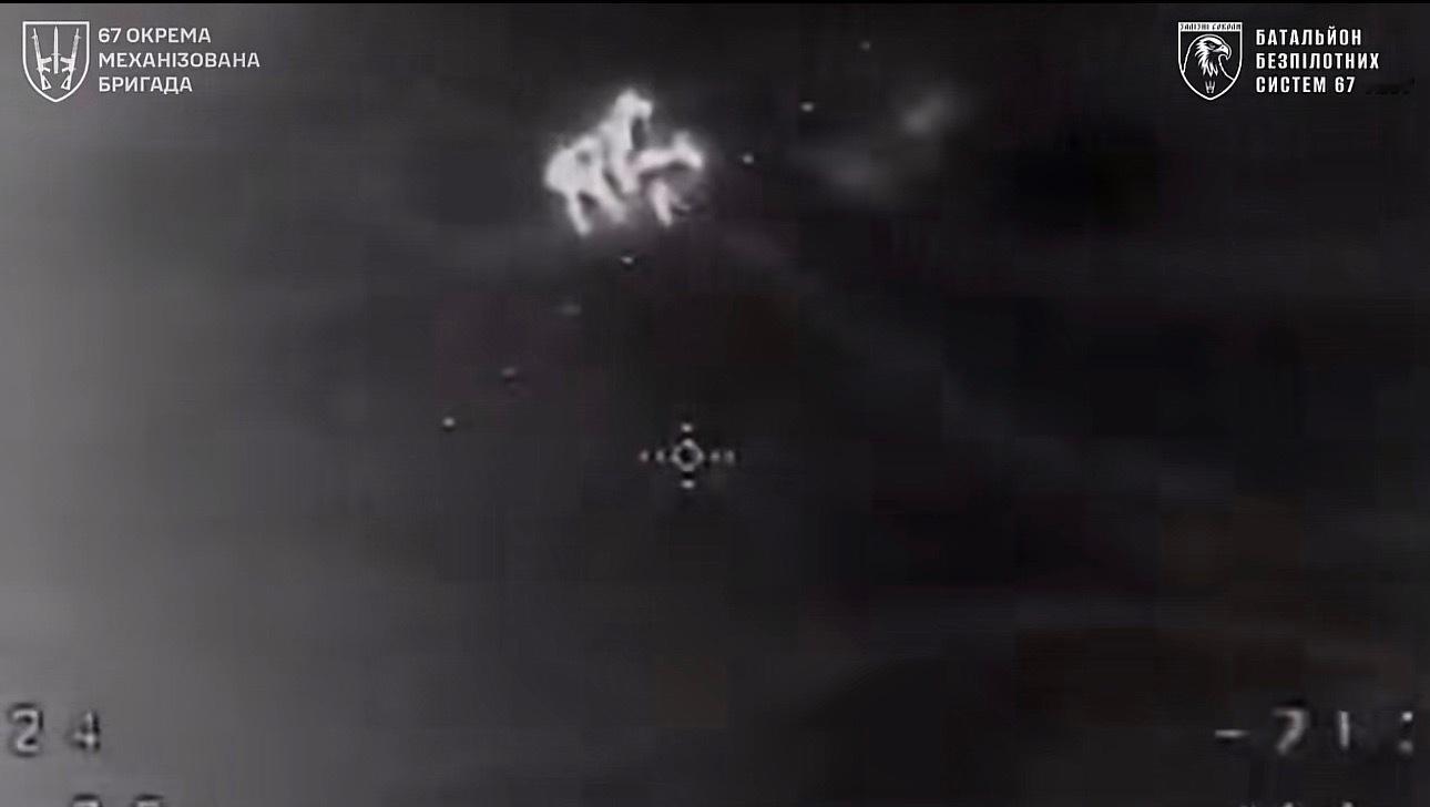 在红军城方向目前乌军无人机操作员仍然坚守“只对人，不对马”的道德底线和技术规范，