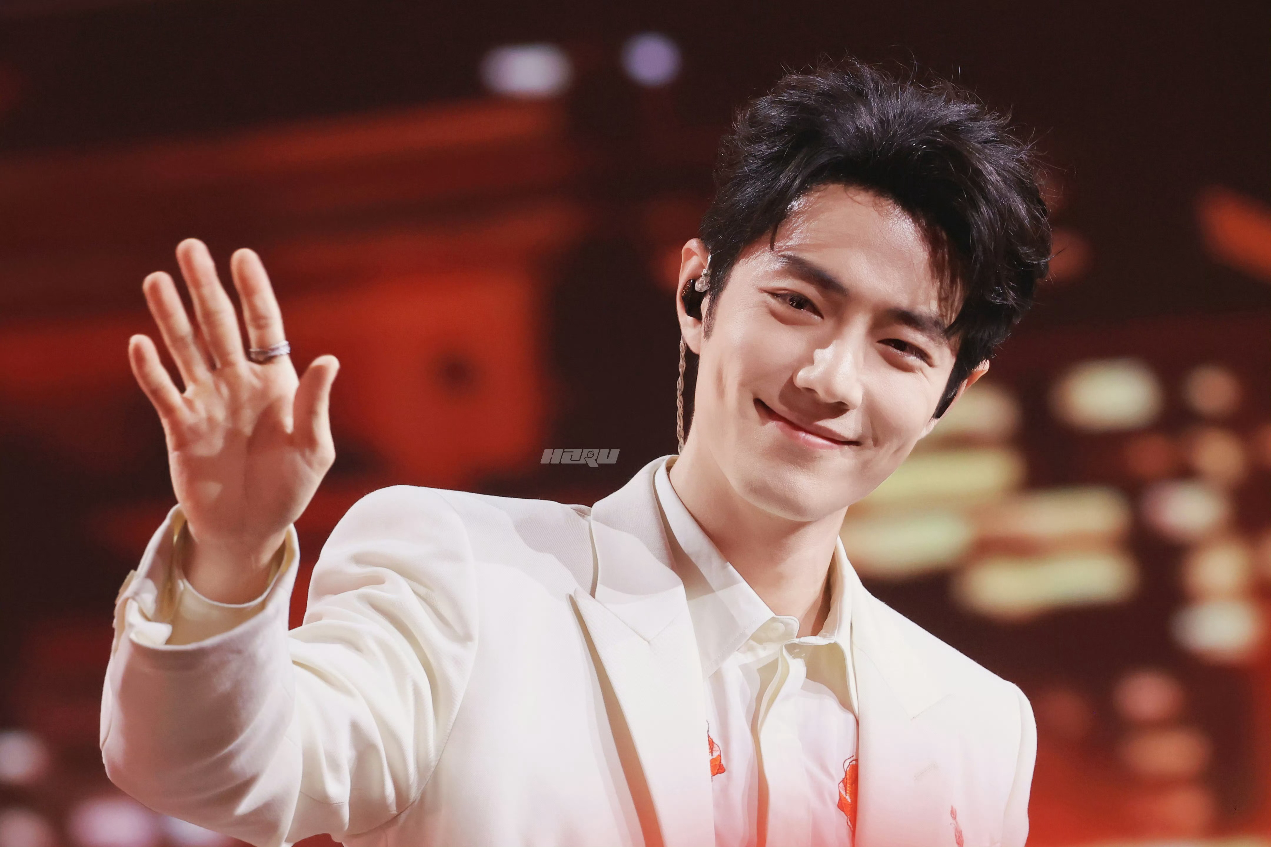 肖战 小哥哥养狗吗？我是单身狗~ 