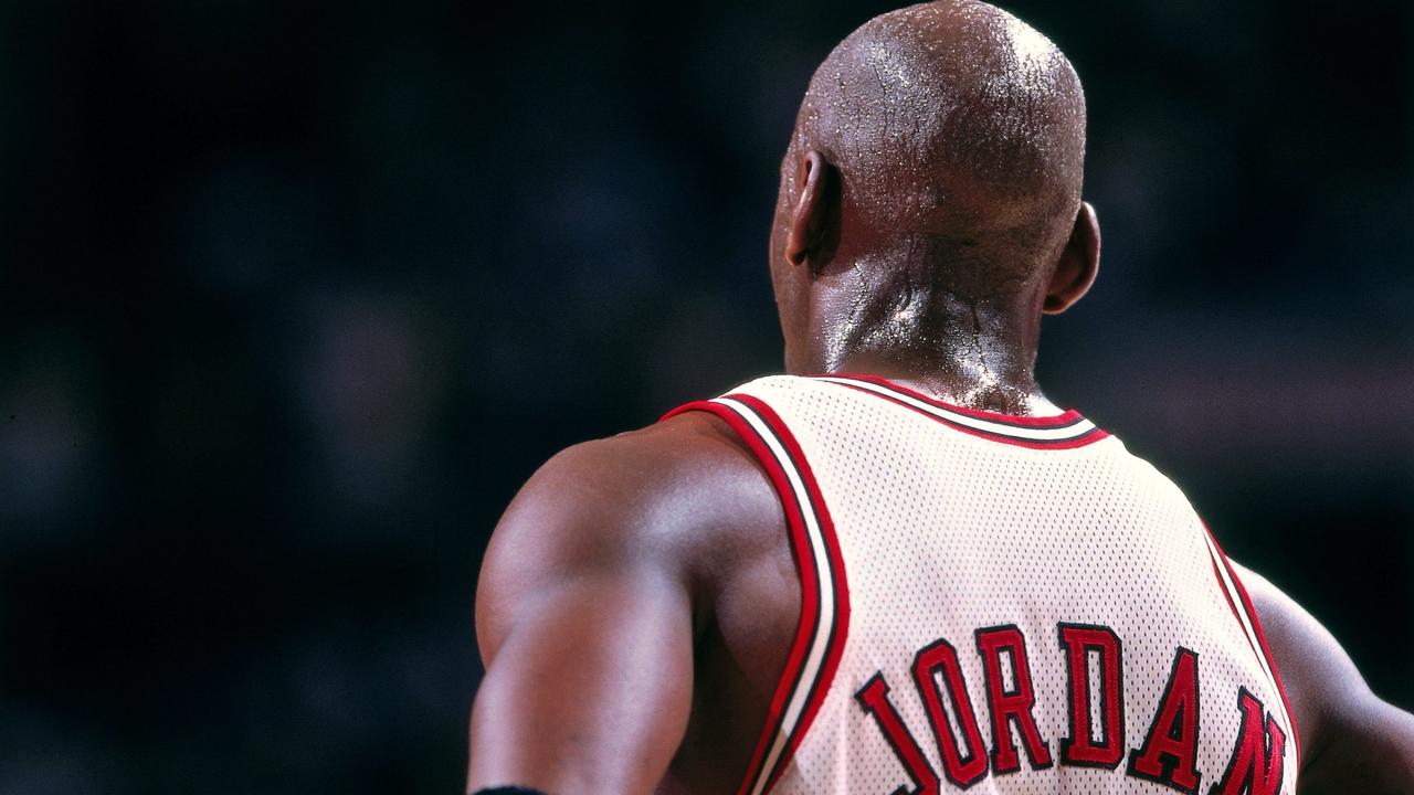 🏀 NBA 中投进制胜球最多的 10 名球员。
1️⃣ 迈克尔·乔丹 – 9 