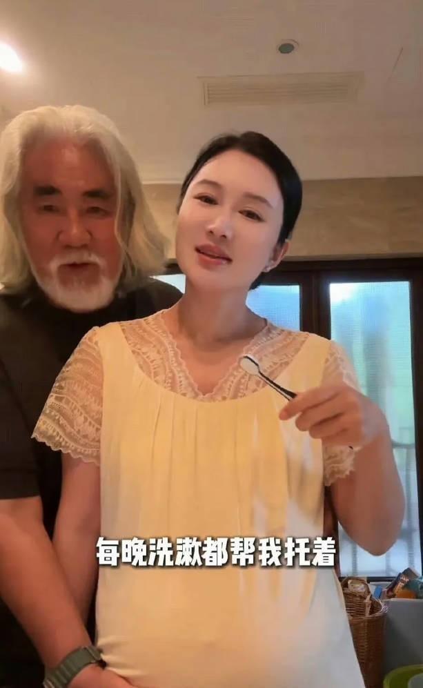 你绝对想不到！年过七旬，他活出了惊人的人生，让多少人望尘莫及。有人笑他“老爹娶娇