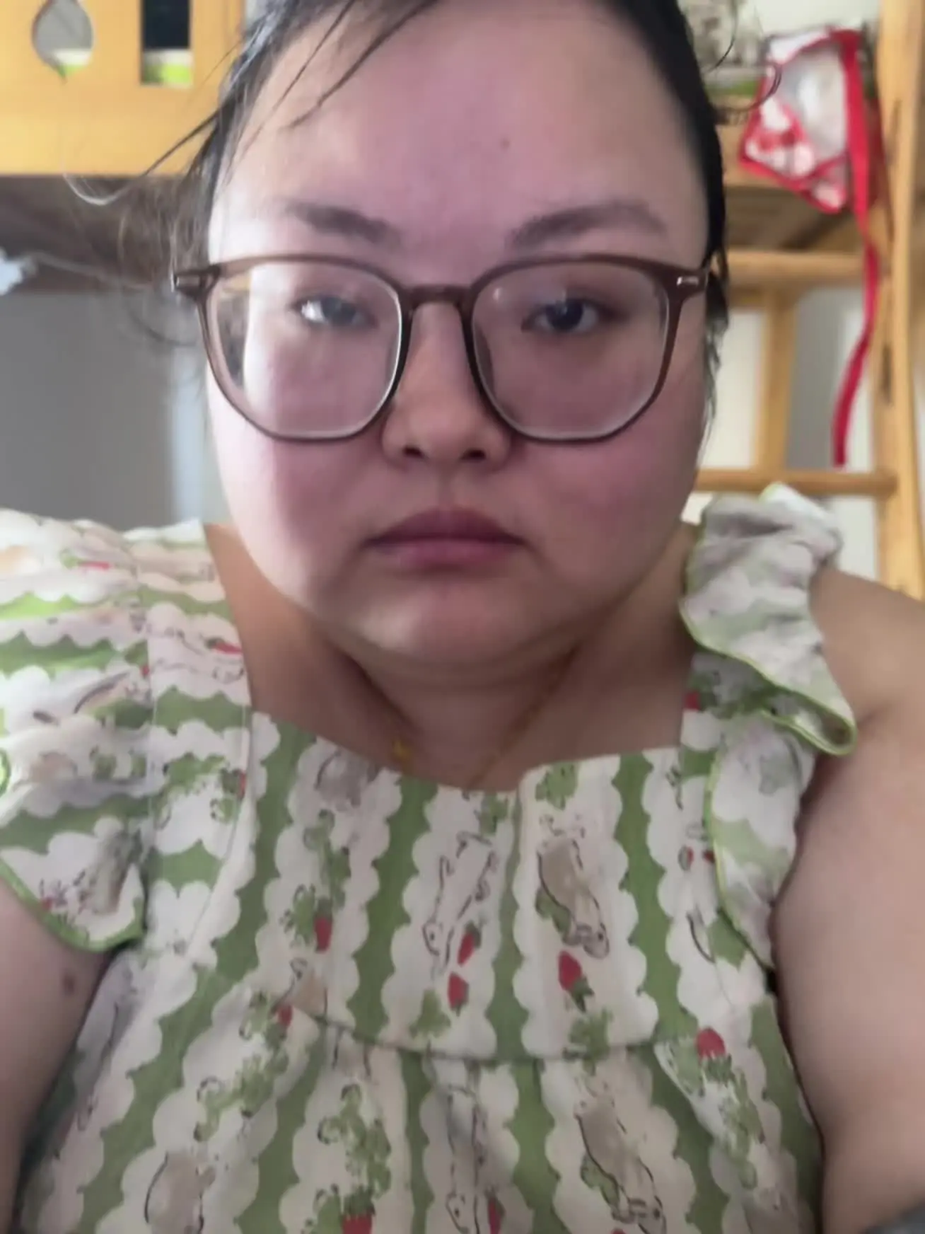 都给我化妆！