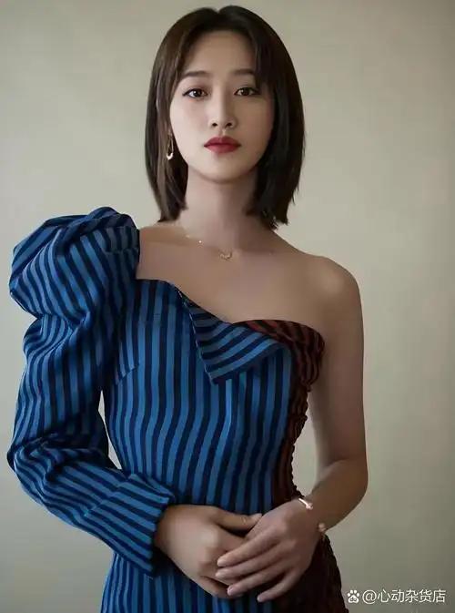在近期的女性主题分享会上，蓝盈莹以“女性的力量不只有一种样子”为主题，分享了自己