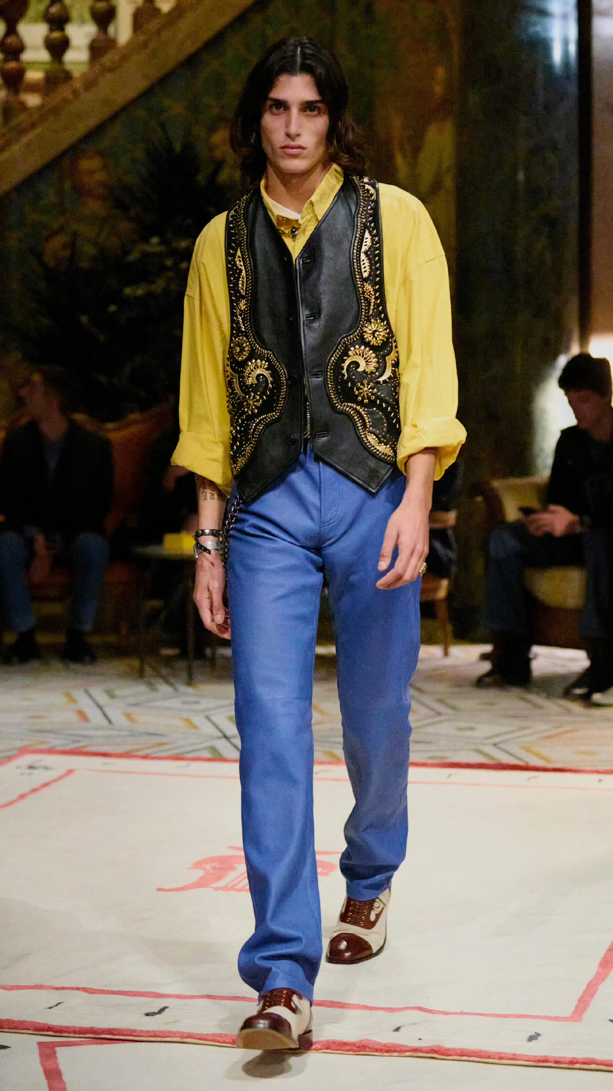 Versace 2026春夏系列品牌新任创意总监Dario Vitale 首秀米