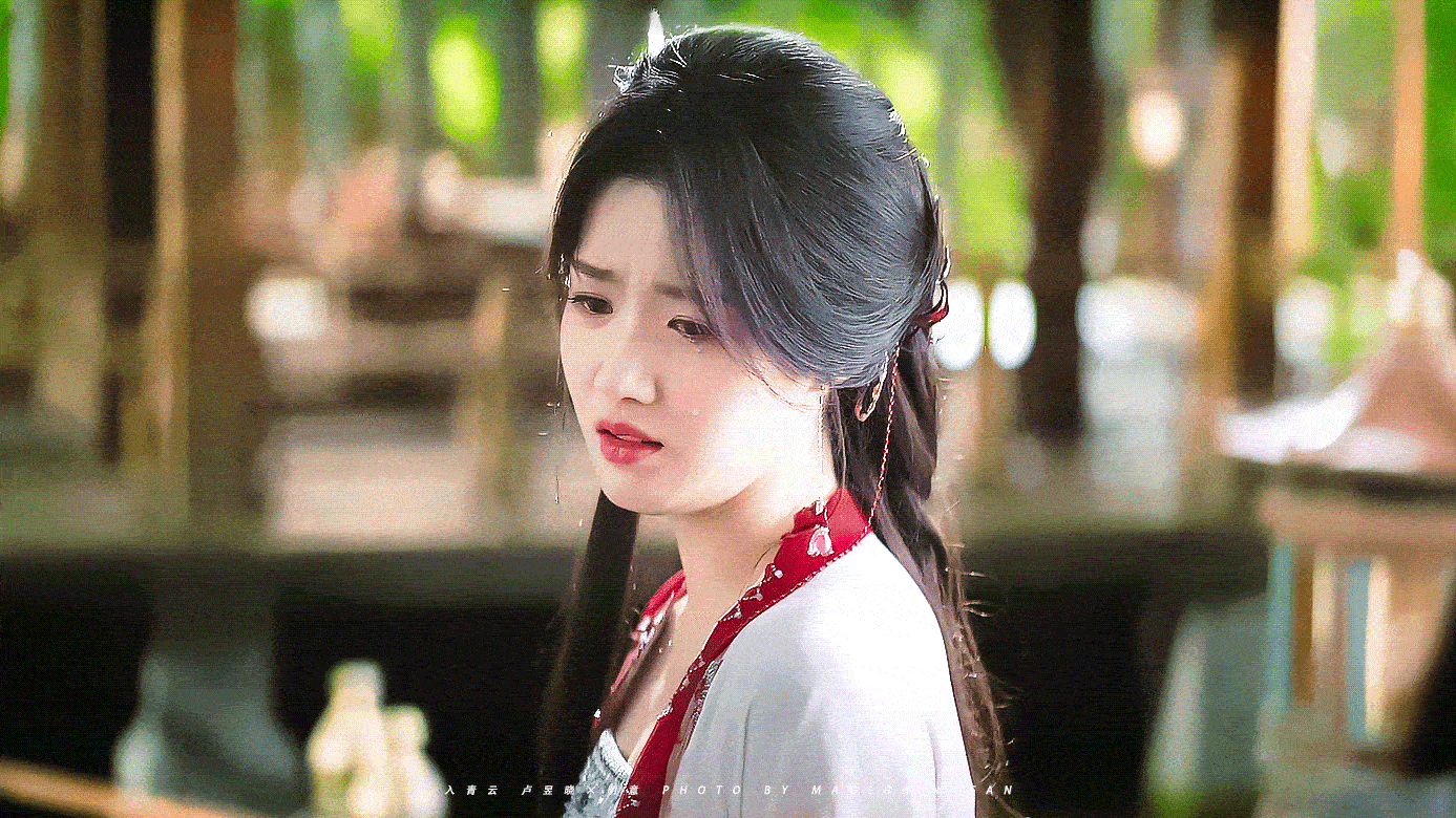 噜噜晓的眼睛好灵 好像会说话一样🥹🥹 腹黑与无辜的眼神随意切换 别太会演了我