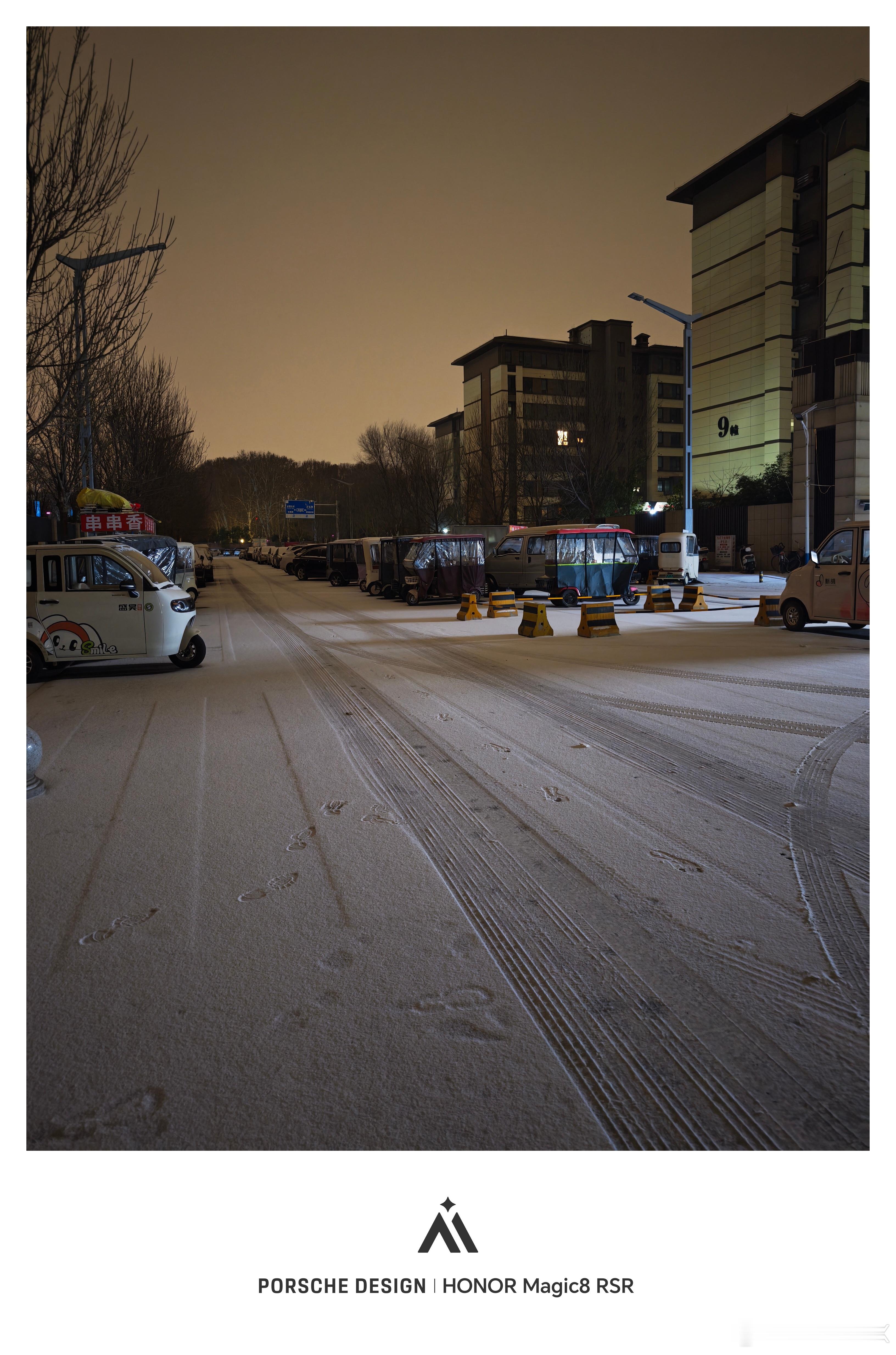 下雪了，去机场打车打了半小时