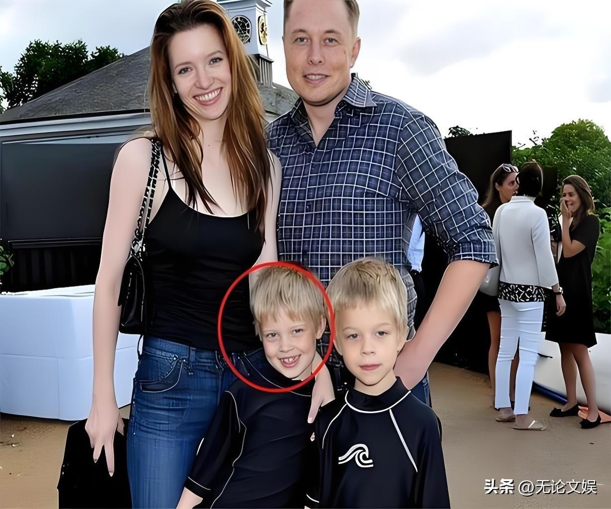 马斯克儿子穿女装走秀，作为世界首富，也避免不了和儿子决裂。

最近，马斯克的儿子