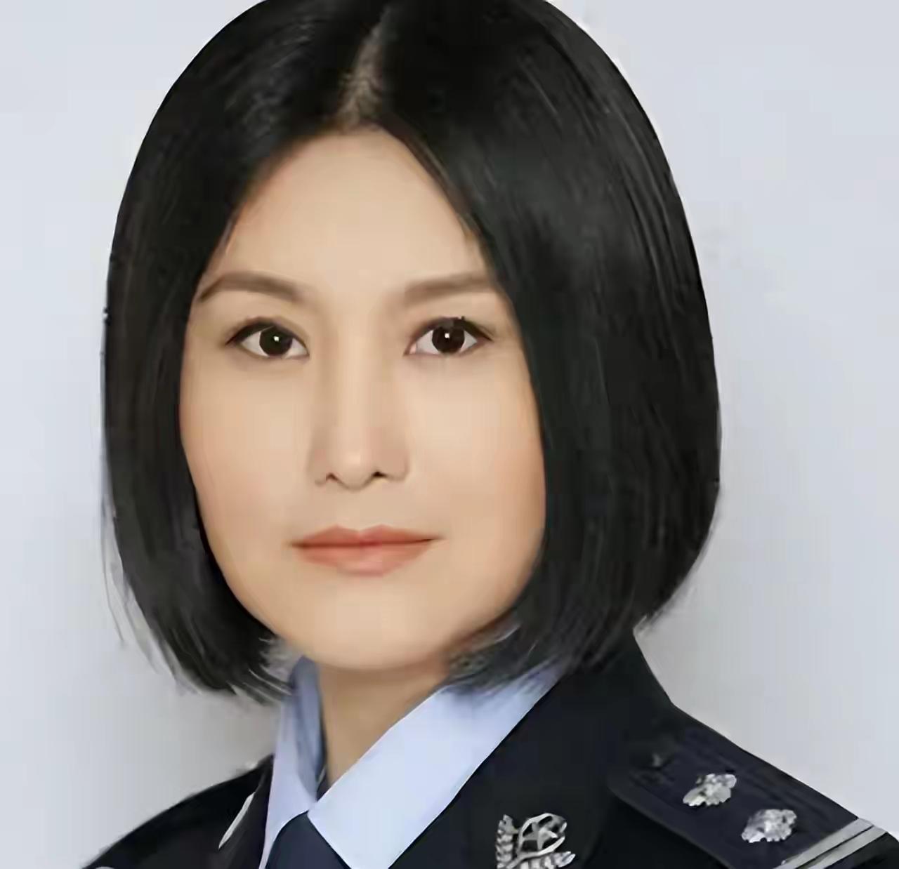 不管怎么样，王茜在事业上还是有成就的明星！沒必要过于解读这些私密！当出现在荧幕上