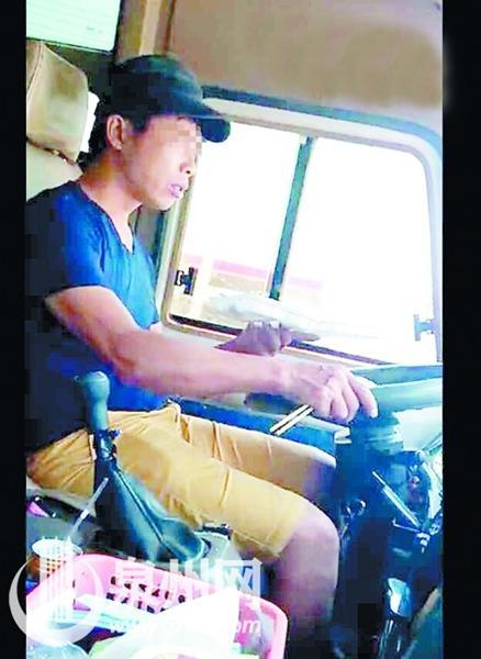 纯故事:司机吃煎饼大葱蒙混过关——这事真是民间最会钻空子的小聪明，听着又滑稽又真