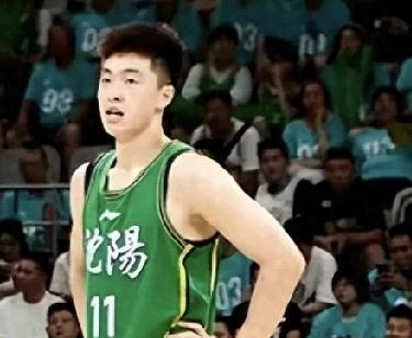 张俊豪U22联赛到西班牙丁级联赛，是升级了还是降级了吗？
今天看到消息，辽宁男篮