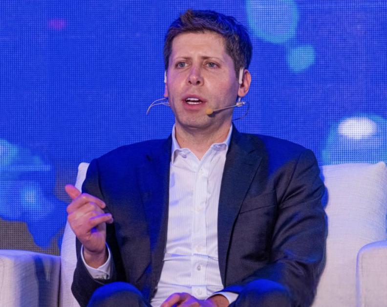 报道称，ChatGPT的母公司OpenAI在2024年和2025年分别亏损了50