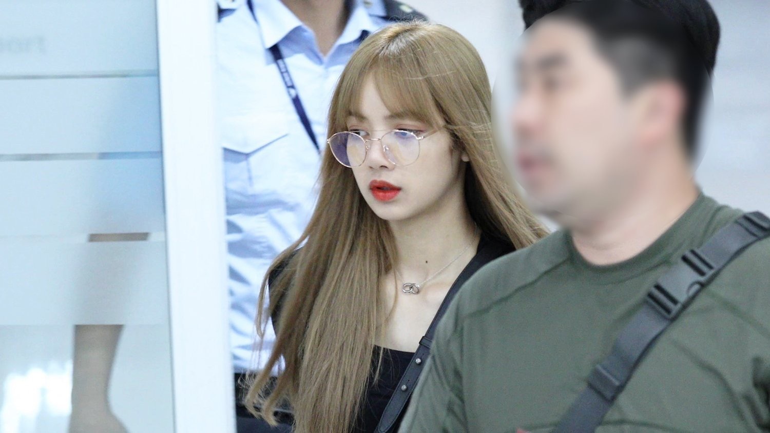 LISA  lisa亚女一 【那年今日】180815 ICN机场入境 LISA相