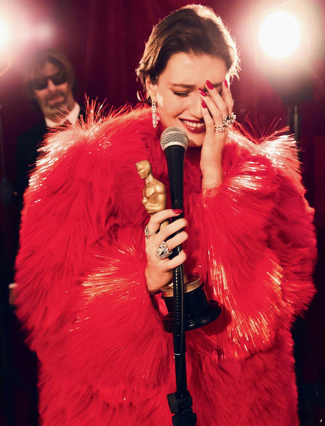 大模特 Madame Figaro France  “BIJOUX TROPHÉ