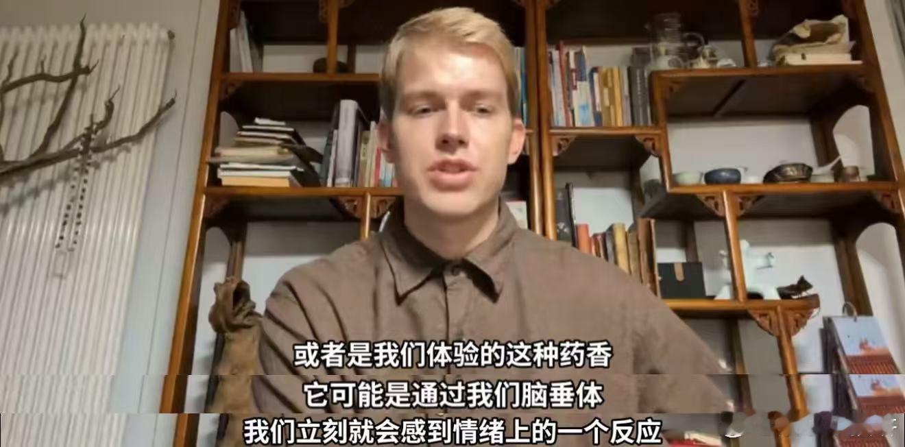 一闻百合香就放松？那是情绪在向往纯粹，淡雅香气净化心灵，褪去浮躁，让身心回归宁静