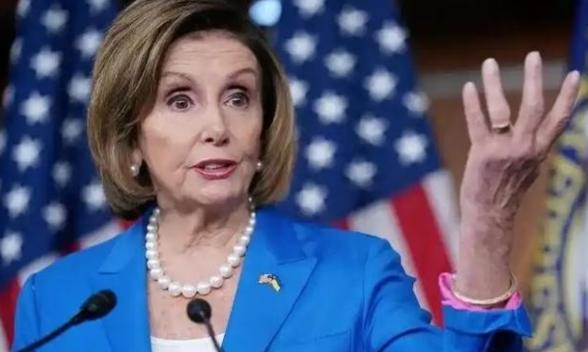 美国打伊朗后，佩洛西发话了！她认为美国对伊朗动武，是开启了一场不必要的战争，这把