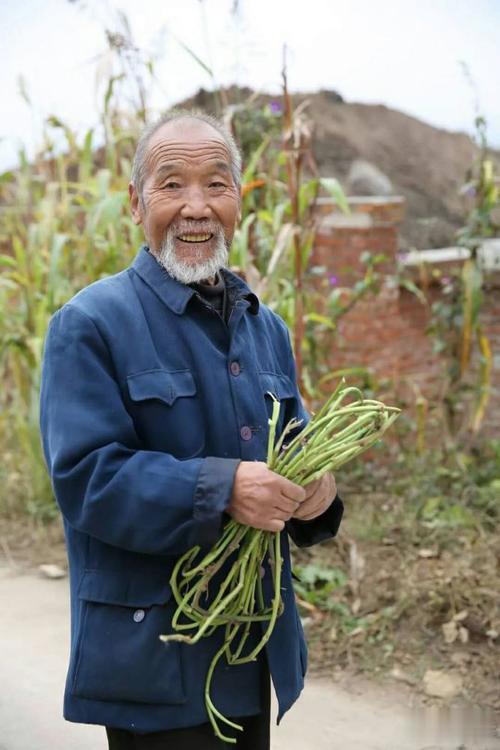 农村老兵有幸享受到了来自国家的老兵补贴，这是一份应得的补贴，满60周岁以上的农村