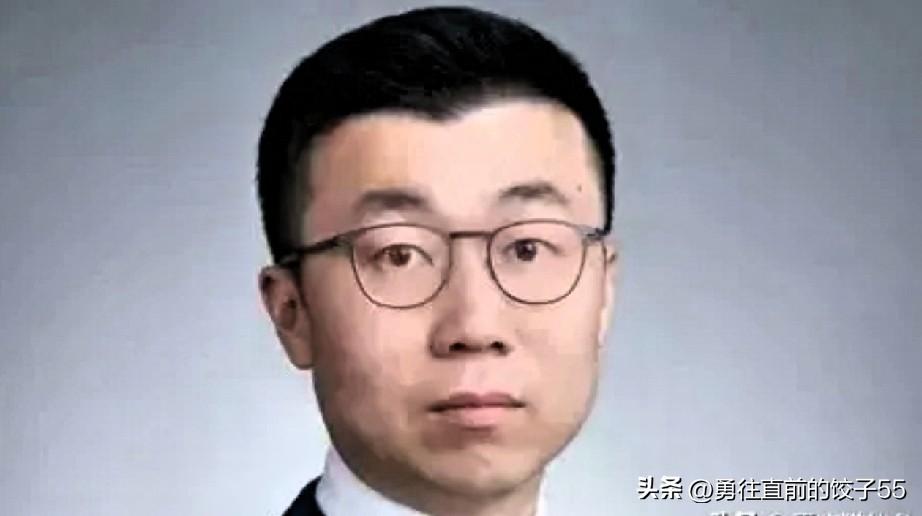 香港金融圈爆出丑闻，这次是国泰君安国际的ECM主管潘举鹏，因受贿被捕。潘举鹏与无