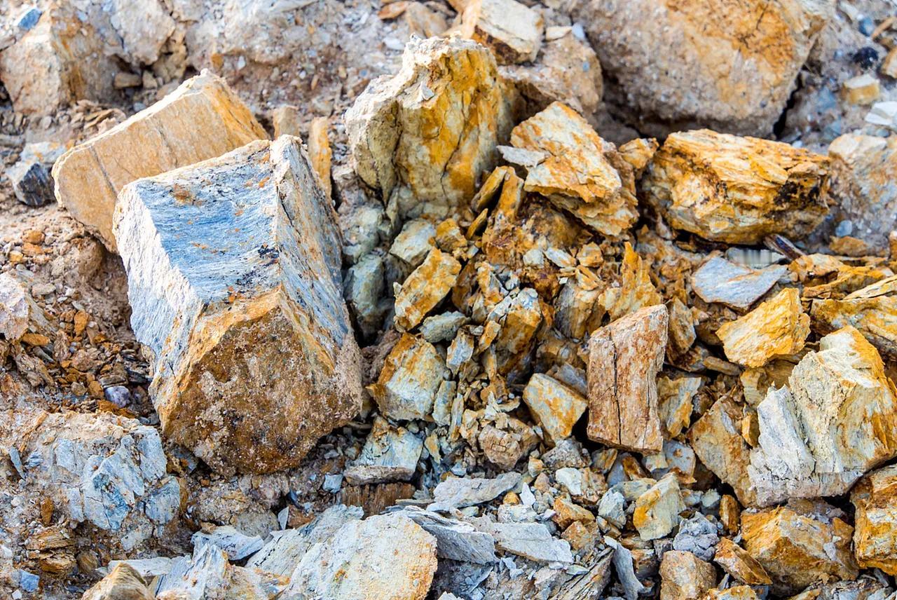 突发转向！稀土出口不卡了？中国这步棋太妙了！

4月9日，商务部突然宣布：原定于