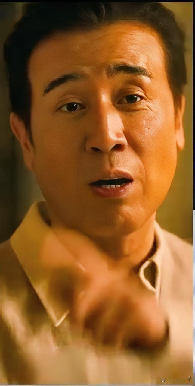 《八千里路云和月》里，田家泰那句“家父魂归”说得太绝了。于和伟演的田家泰在日伪高