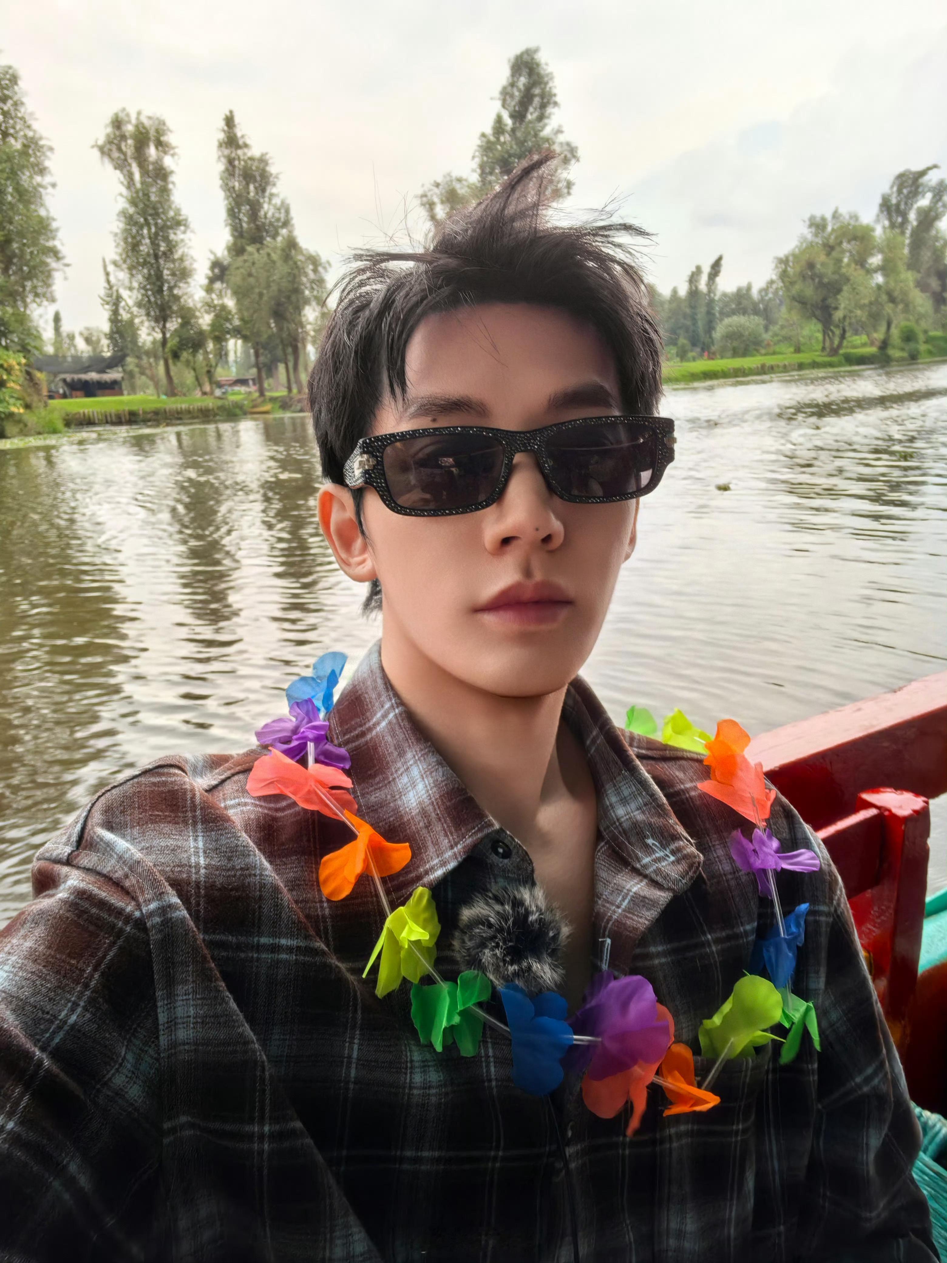 双鱼和小猪哈哈哈哈哥哥好帅好可爱的吧邓为花儿与少年2026 ​​​
