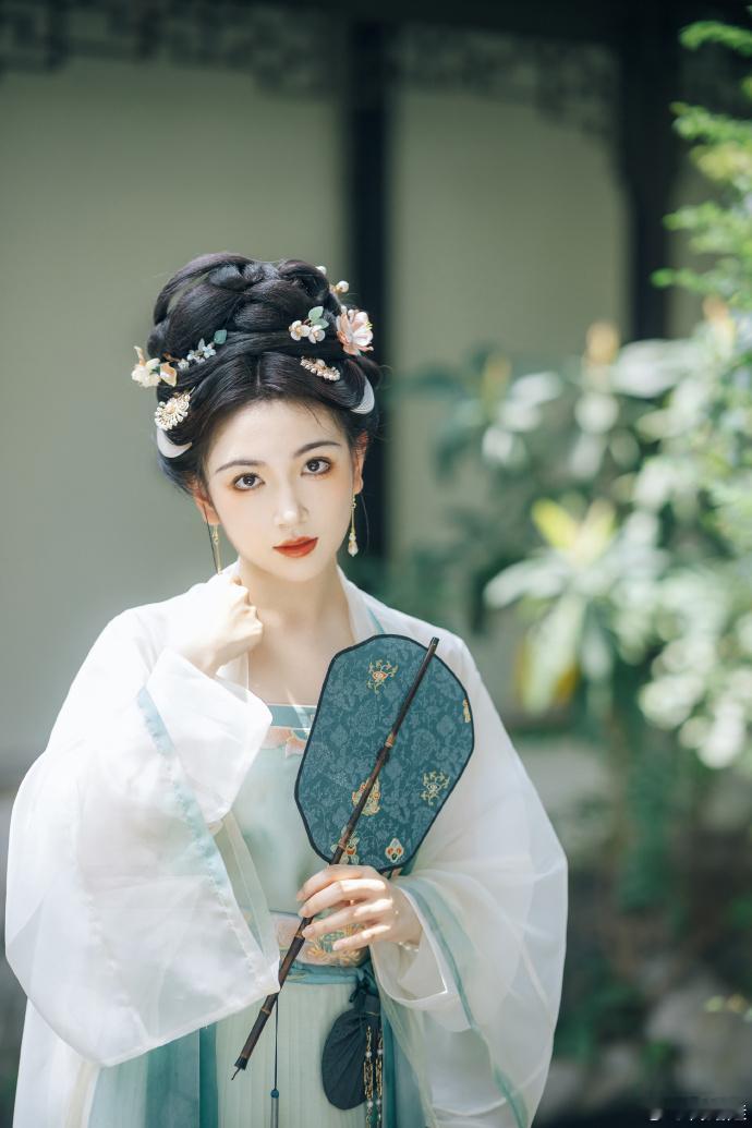 代露娃 ​​​#时尚穿搭# ​​​