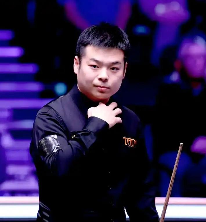 庞俊旭4：5憾负大满贯得主塞尔比，止步武汉公开赛16强。
庞俊旭世界排名第26位