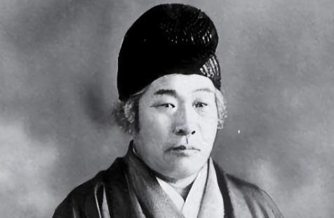 日本有一个非常著名的预言家——王仁三郎、他曾经预言2030年前后日本将会灭亡、这