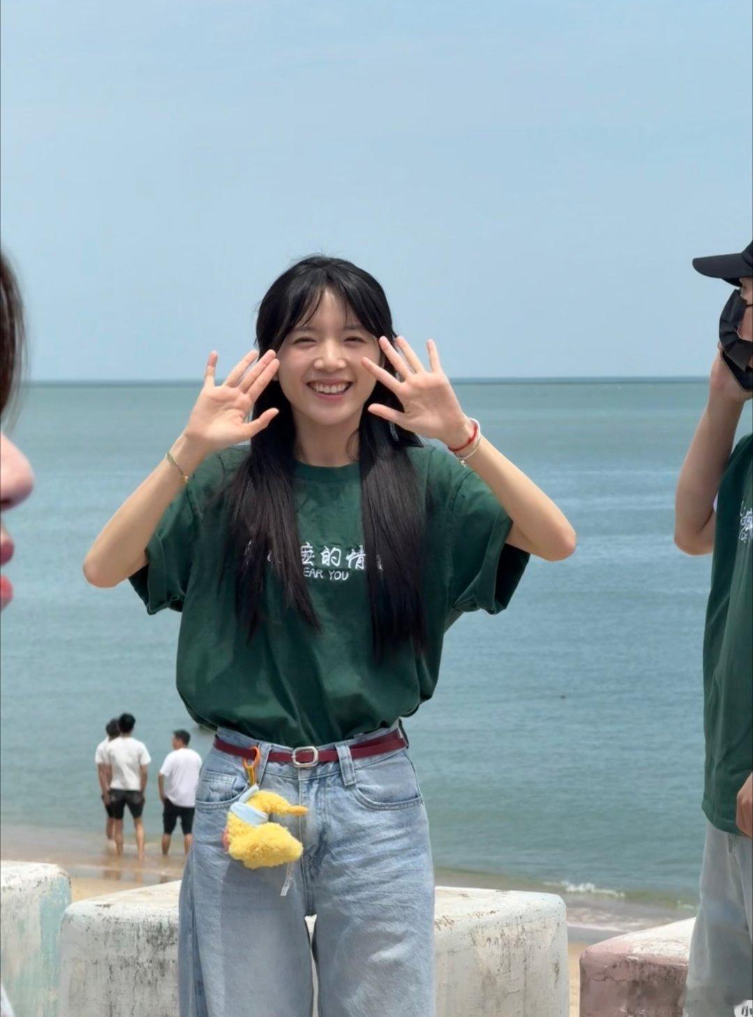 李思潼，素人演员一战成名04年的会成为00🌸对手吗？ 多少女演员求而不得的电影