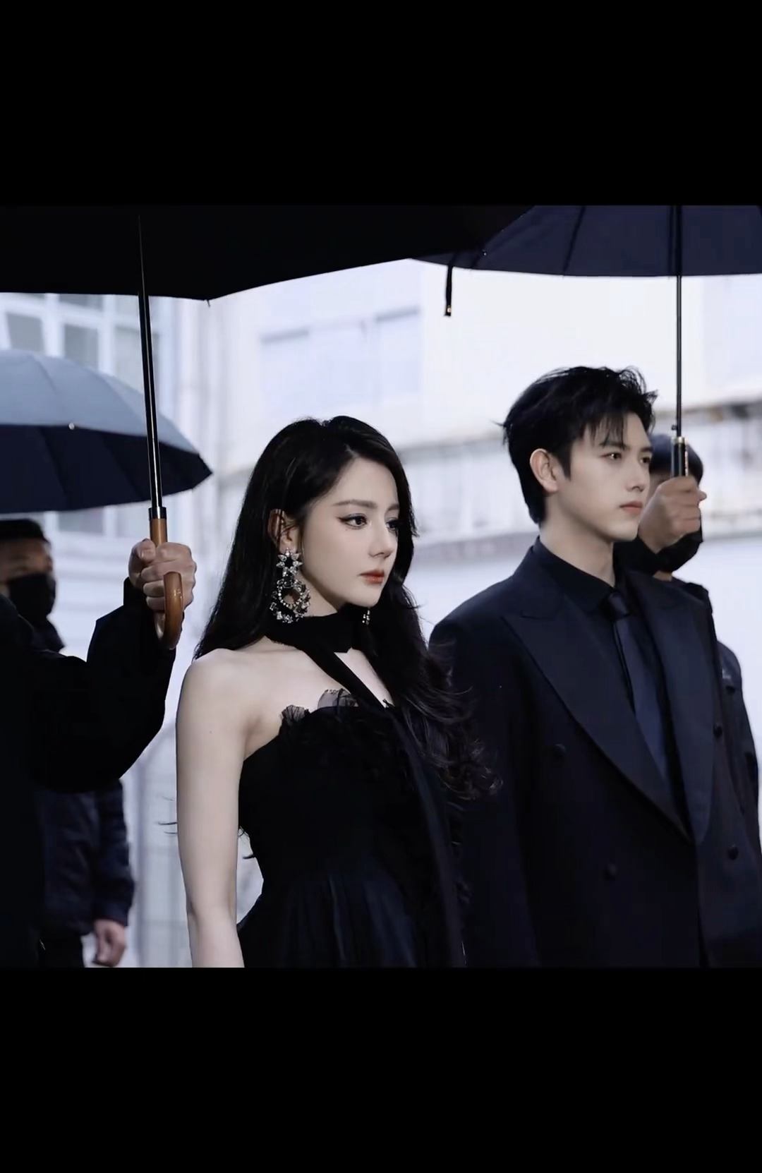 循环播放这几个镜头迪丽热巴陈飞宇短剧新预告迪丽热巴陈飞宇黑道千金和财阀少爷