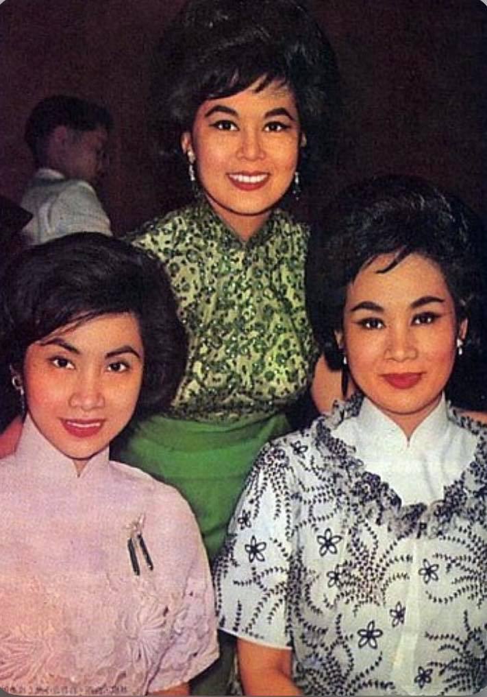 难得的一张合照，当年三位女星：四届亚洲影后林黛、华南影后白燕、粤剧旦后白雪仙。 