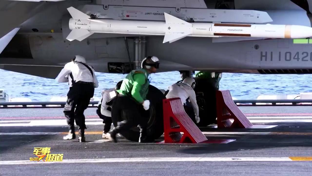 山东舰上的歼-15T带实弹昼夜间起飞、空对空等空对空的镜头可以来多点[馋嘴]烽火