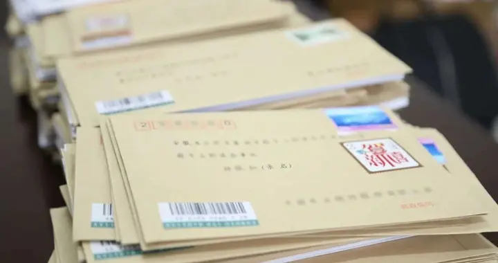 用PS合成不雅照片，跨省寄信1200余封敲诈，5人被抓：用境外通讯软件接收任务，威胁称掌握“生活作风