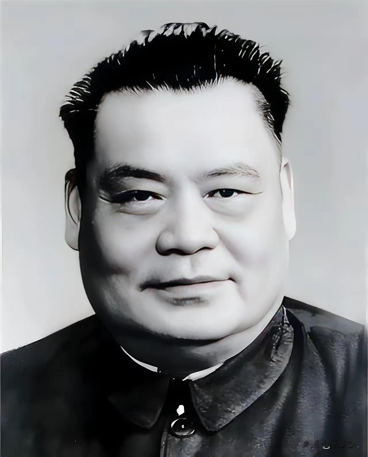 长征途中敢于直陈己见，日后官至省长，邵式平一生牵挂战乱中失散的爱人
 
长征途中