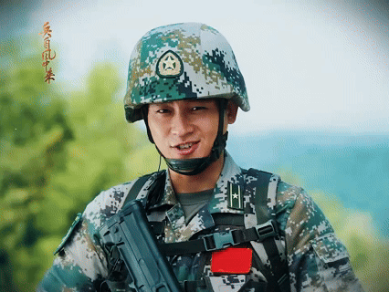欧豪剧粉也是军训上了欧豪新剧观众也要军训吗 看《兵自风中来》追出了军/训既视感，