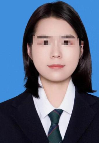 陕西一大四女学生接到母亲生病的消息，没办请假手续就急匆匆回家，并向导员发消息表达