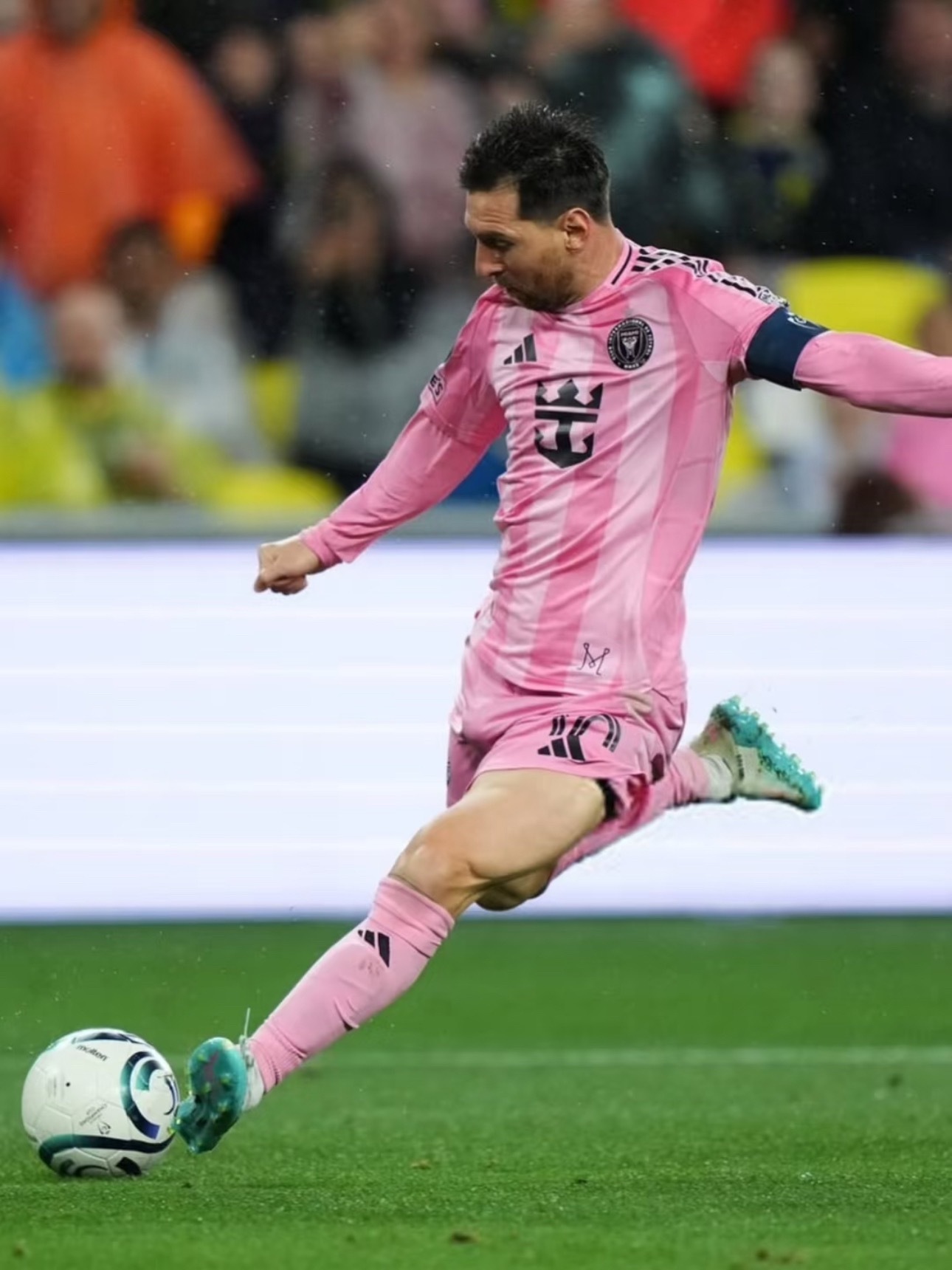 欧美杯举办地敲定：梅西vs亚马尔 伯纳乌见！27日争夺冠军北京时间3月12日，据