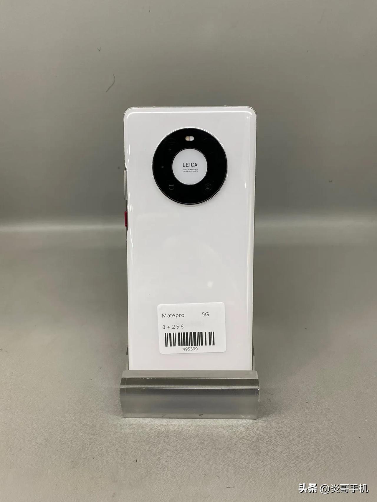 华为mate40pro  8➕256市场99新  原装手机，掉价到了2150元